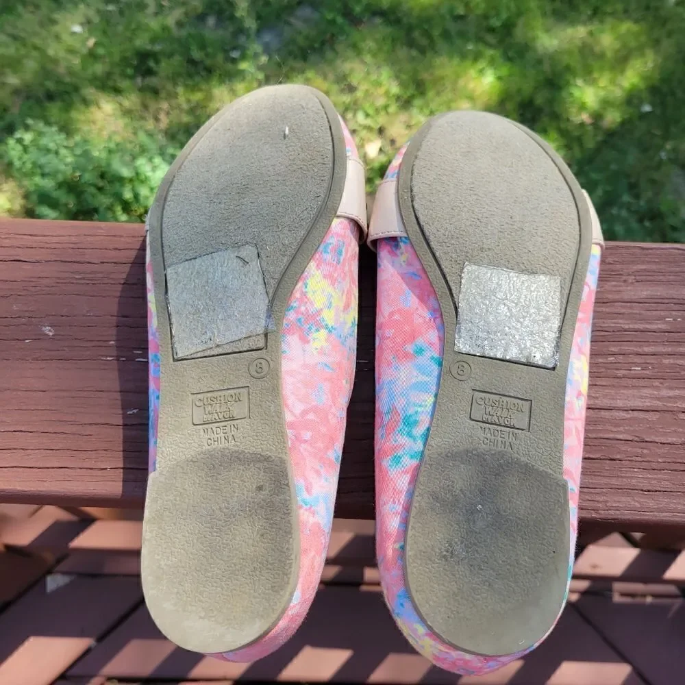 Avon Pink Floral Print Studded Cusion Walk Slip-On Flats Size 8
